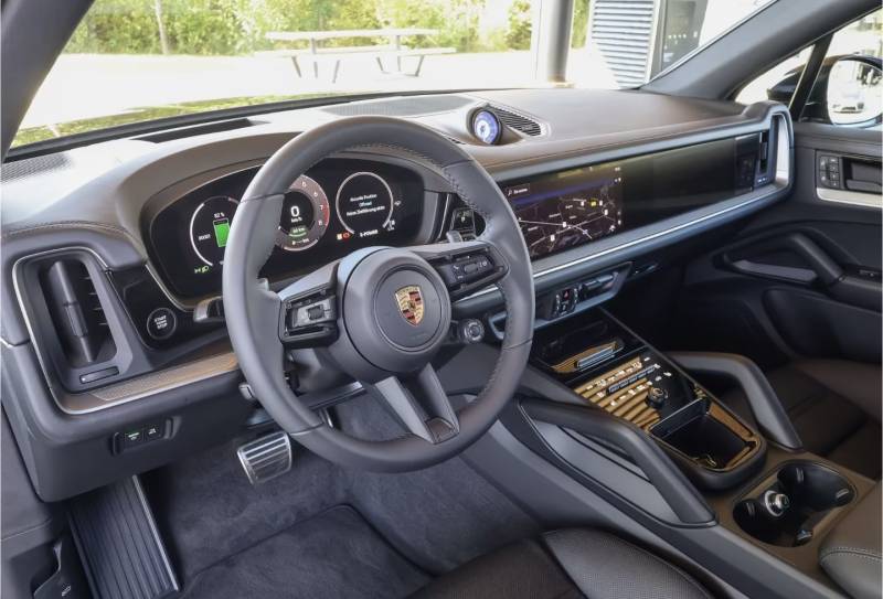 Porsche Cayenne S hybride disponible sous 10 jours proche d'Annecy en Haute-Savoie