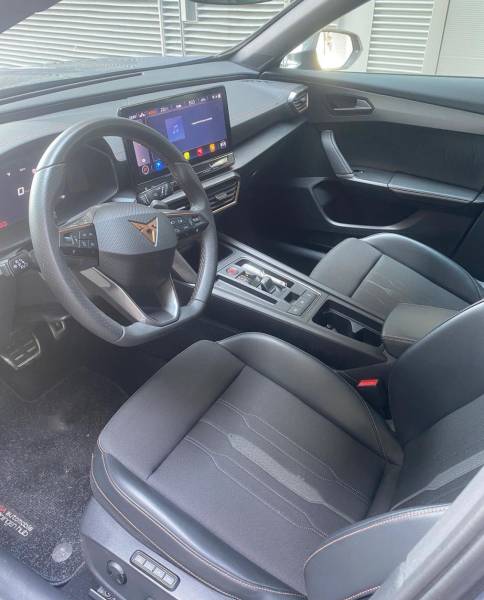 ACHETEZ CUPRA FORMENTOR VZ Hybride Essence / Electrique avec boîte automatique