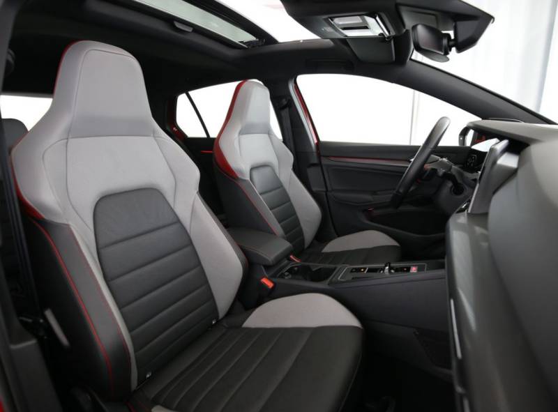 Commander une Volkswagen Golf VIII GTI Clubsport occasion en Auvergne Rhône Alpes et ses alentours