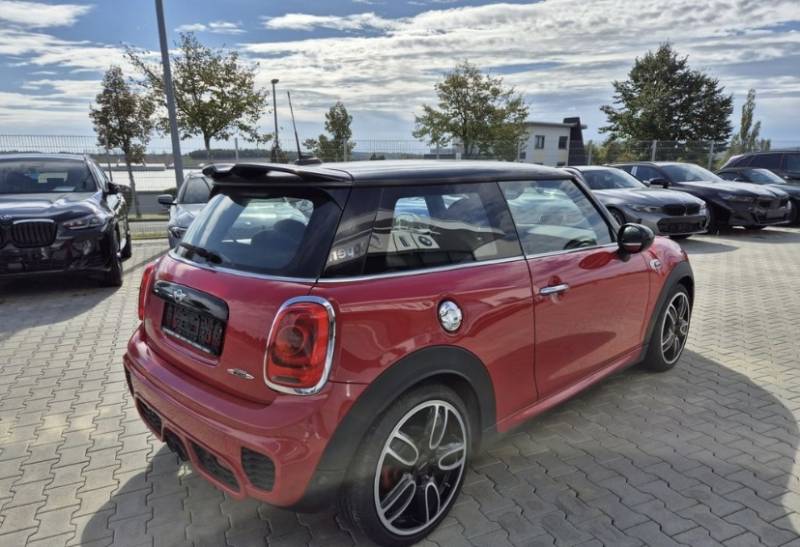Découvrir un Mini John Cooper Works au Bourget du lac en Savoie