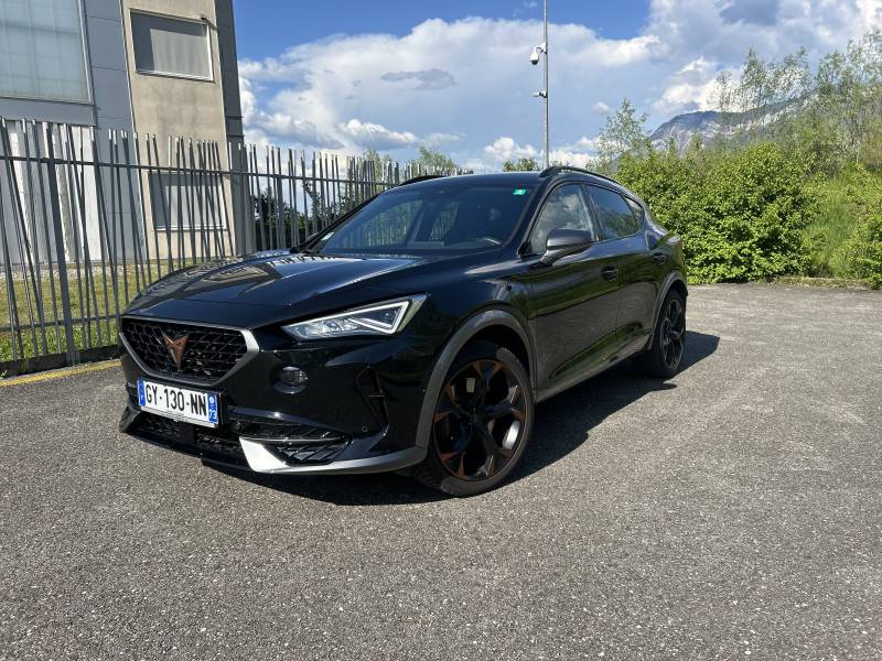 Opportunité à saisir : Cupra Formentor VZ 245 chevaux, année 2021, en stock et prêt à partir à chambéry en Savoie!
