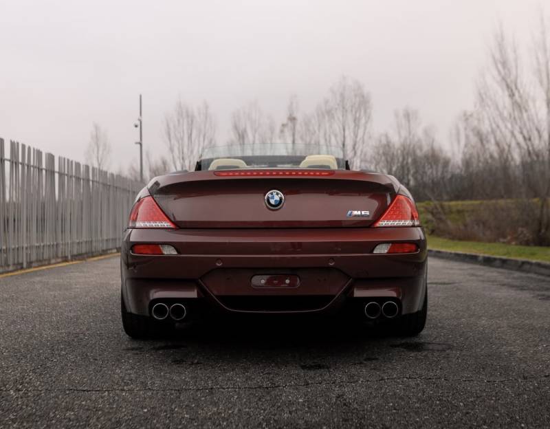 BMW M6 CABRIOLET V10 proche d'Annecy en Haute-Savoie