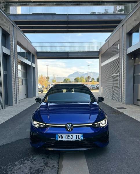 Volkswagen Golf VIII R à Annecy en Haute-Savoie
