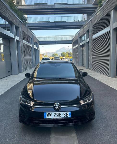 Volkswagen Polo VI R-Line à Grenoble en Isère